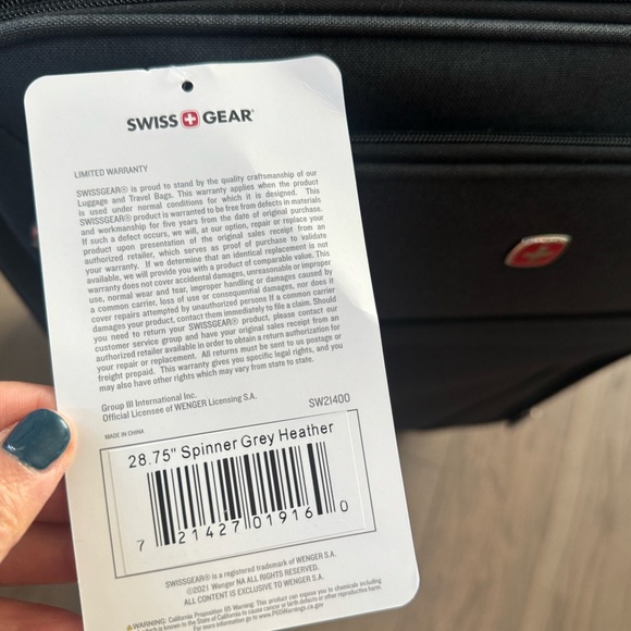 New! SWISSGEAR 29” 🇨🇭✈️🧳 LARGE Softside Checked Luggage Spinner - Picture 2 of 6